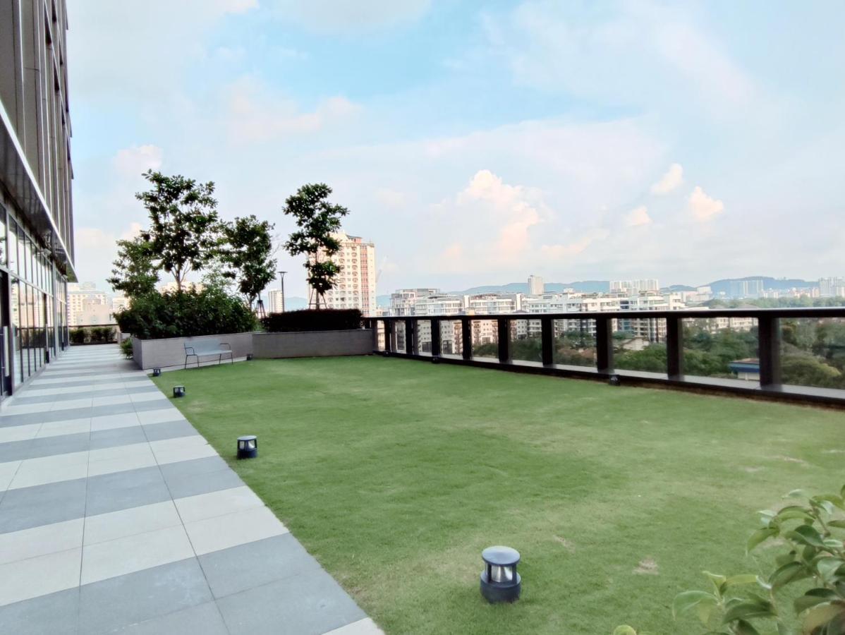 Pavillion Embassy Service Apartment By Autumn Suites Premium Stay Куала-Лумпур Экстерьер фото
