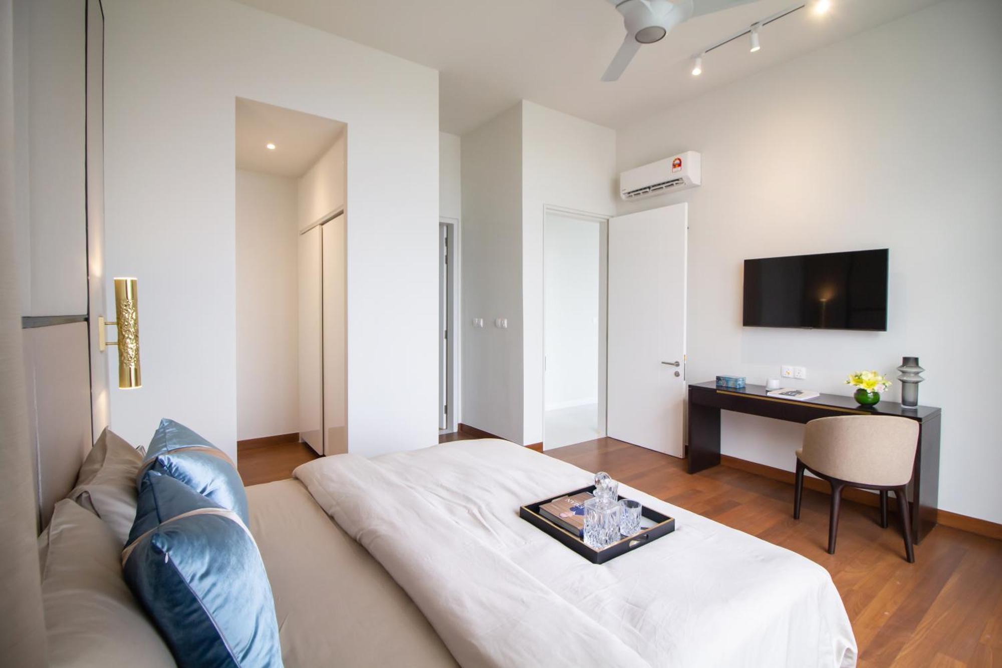 Pavillion Embassy Service Apartment By Autumn Suites Premium Stay Куала-Лумпур Экстерьер фото