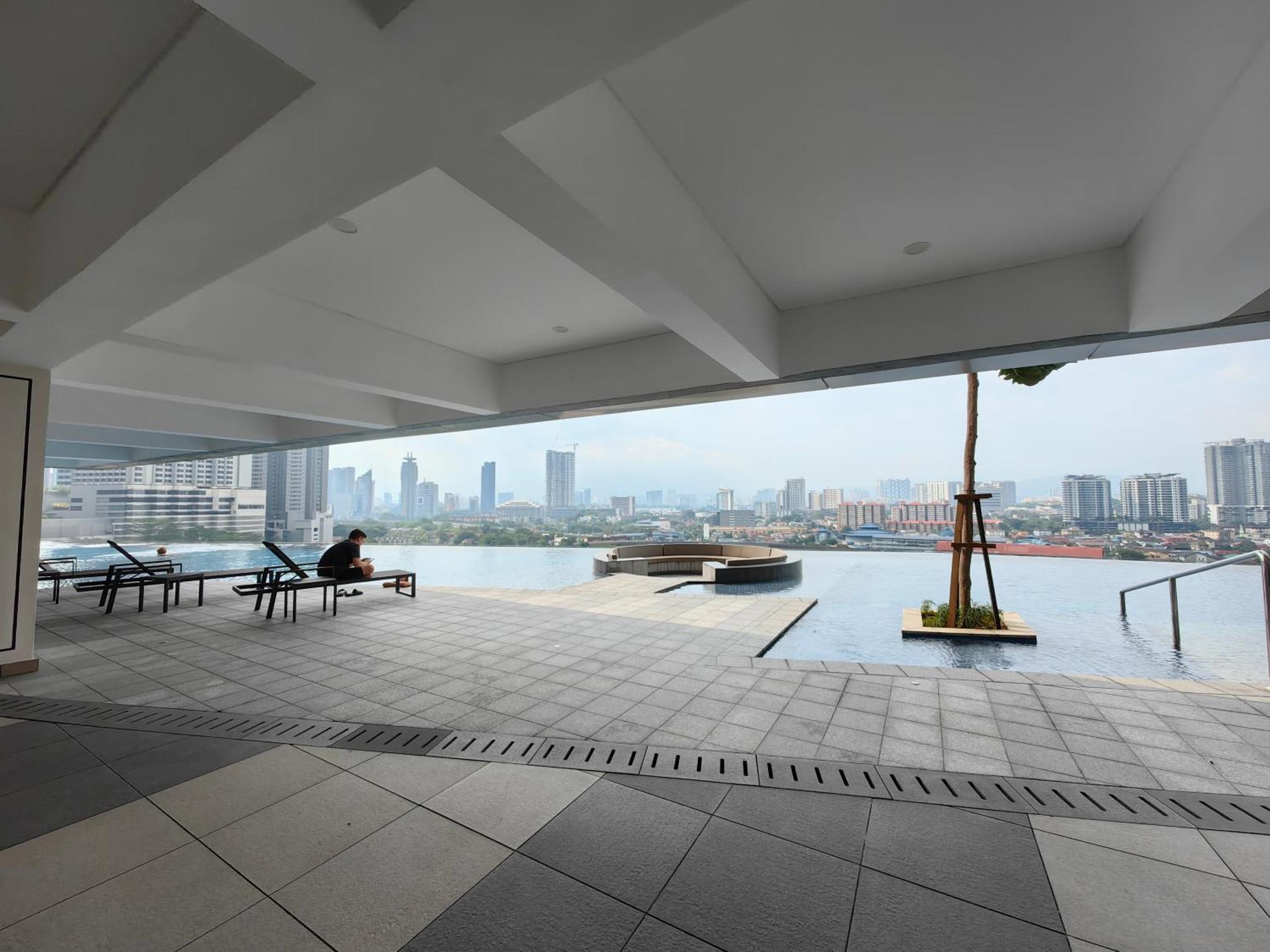 Pavillion Embassy Service Apartment By Autumn Suites Premium Stay Куала-Лумпур Экстерьер фото